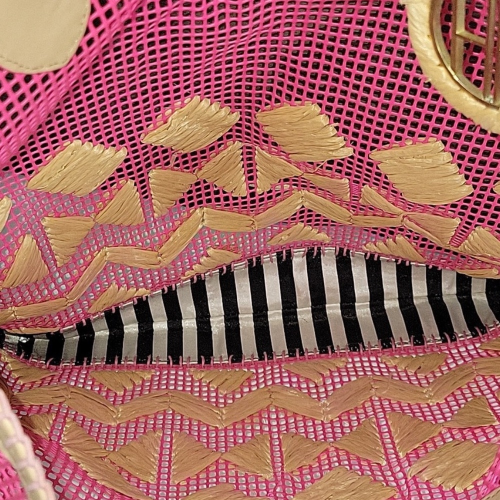Henri Bendel Pink Raffia Mesh Tote Bag – Summer Beach Travel HB Charm - Picture 8 of 8